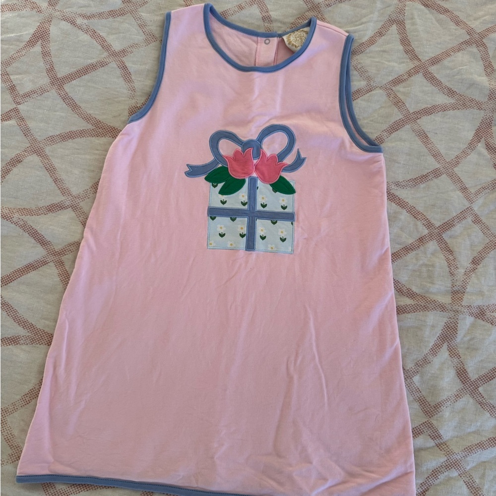 Pink Sleeveless Kids Top with Gift Design